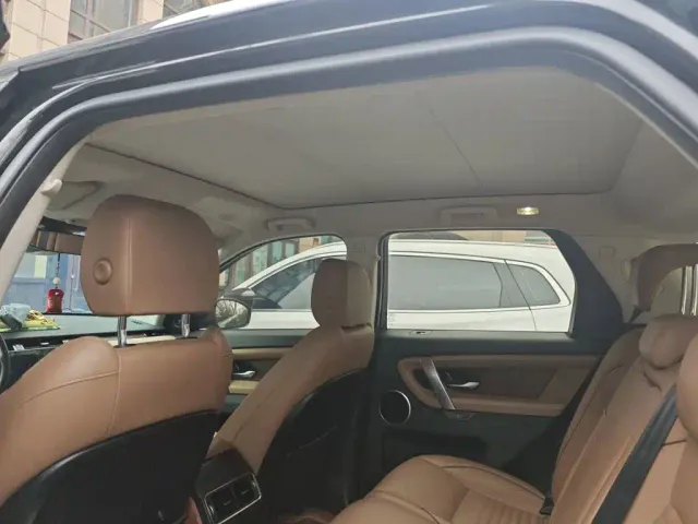 Land Rover Discovery Sport — Фото автомобиля 14