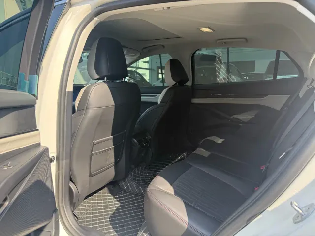 Ford Mondeo — Фото автомобиля 5