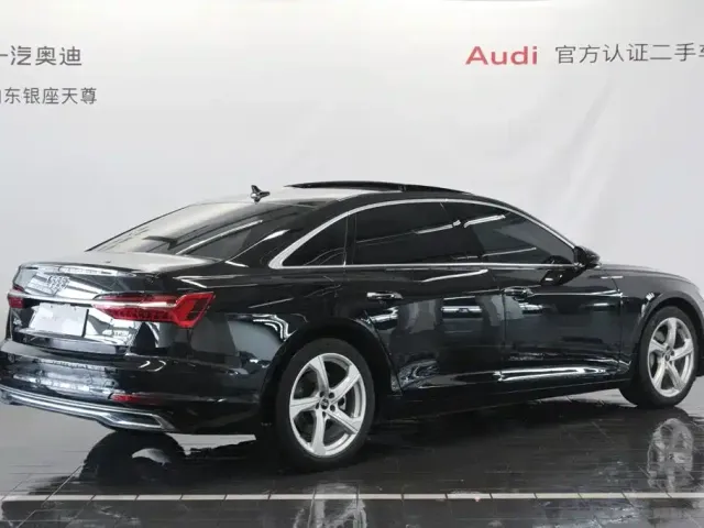 Audi A6L — Фото автомобиля 5