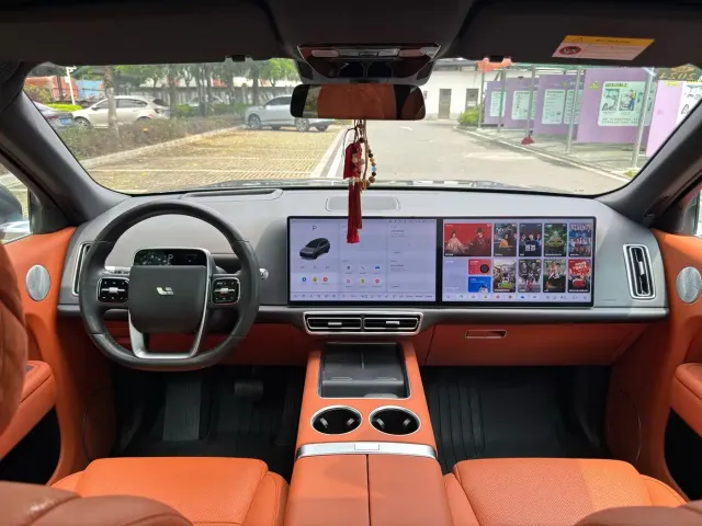Li Auto L9 — Фото автомобиля 18