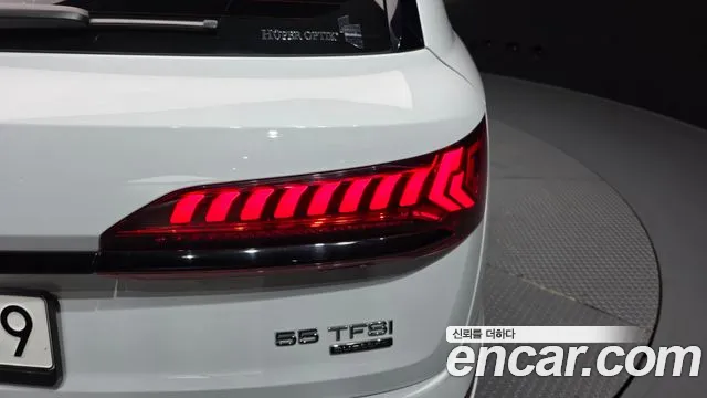 Audi Q7 55 TFSI quattro Premium — Фото автомобиля 16