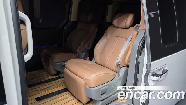 Hyundai Staria Staria L3.5 Lounge 7 мест — Фото автомобиля 21