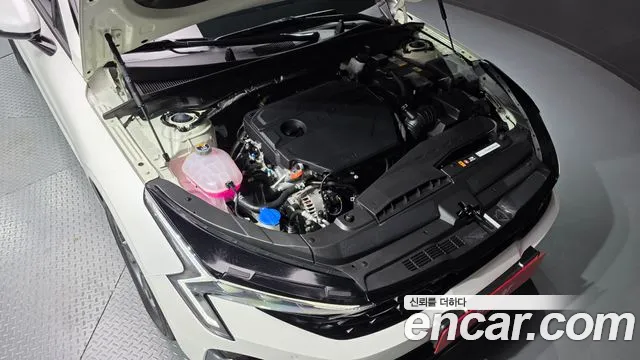 Kia K5 Новый K5 3 поколение 2.0 LPi(Для проката) — Фото автомобиля 6