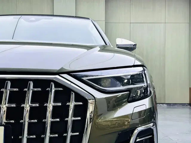 Audi A8 — Фото автомобиля 7