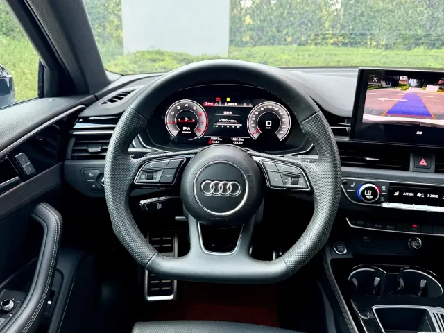 Audi A4L — Фото автомобиля 12