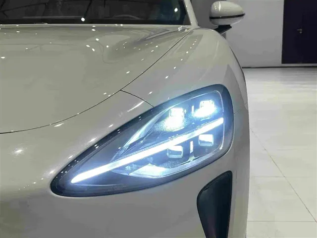 Xiaomi SU7 — Фото автомобиля 14