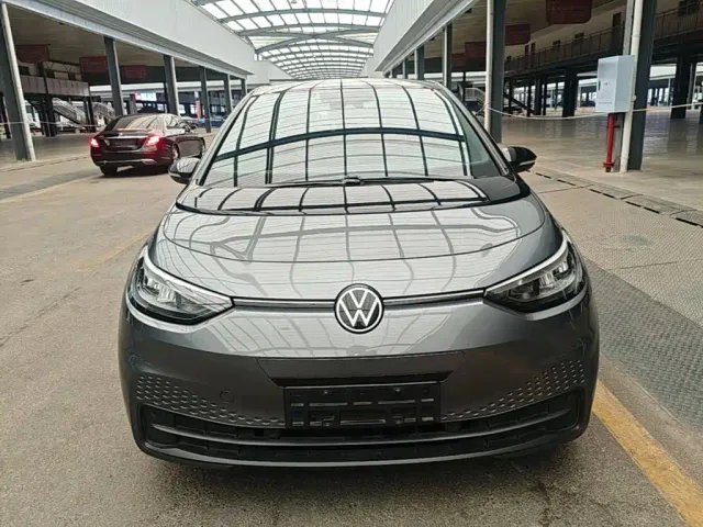 Volkswagen ID.3 — Фото автомобиля 2
