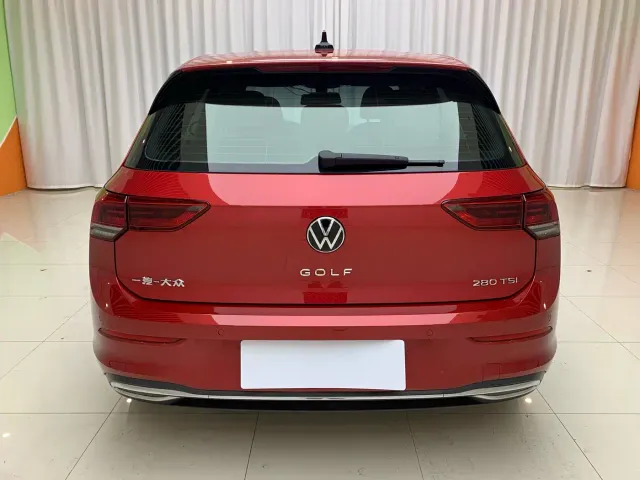 Volkswagen Golf — Фото автомобиля 5