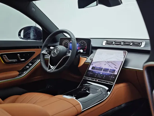 Mercedes-Benz S-Class — Фото автомобиля 16