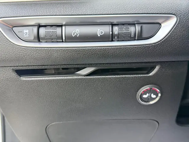 Geely Binyue — Фото автомобиля 11