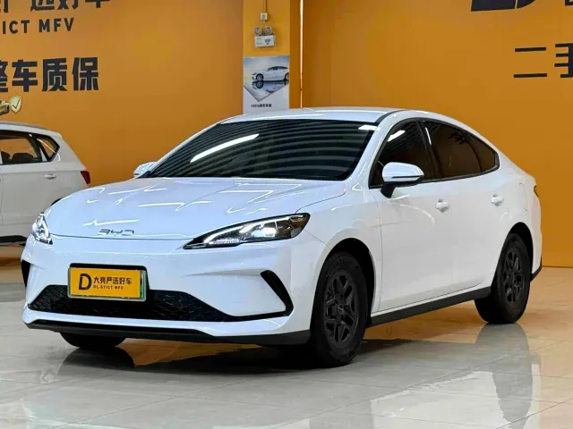 Фотография автомобиля — BYD Seal 05 DM-i