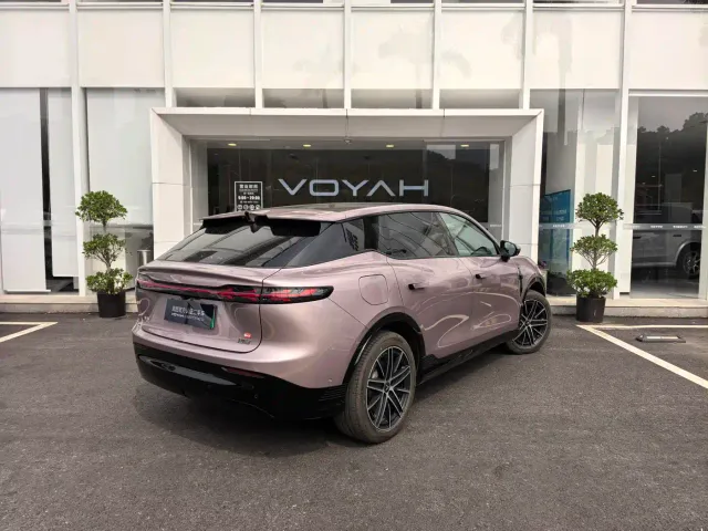 Voyah Auto Voyah Zhiyin 2025 Model 2WD Huawei Qiankun Edition — Фото автомобиля 7