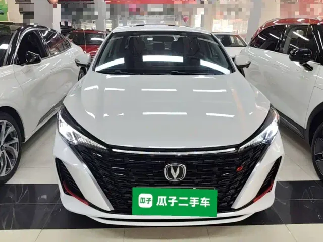 Changan Eado — Фото автомобиля 2