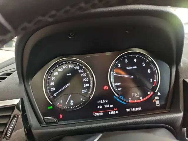 BMW 1 Series — Фото автомобиля 11