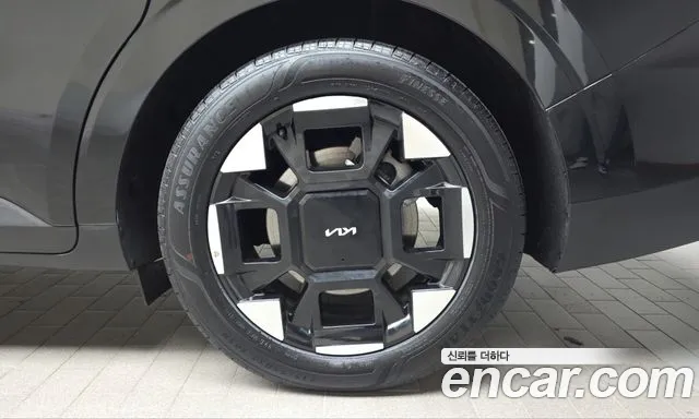 Kia Carnival — Фото автомобиля 6
