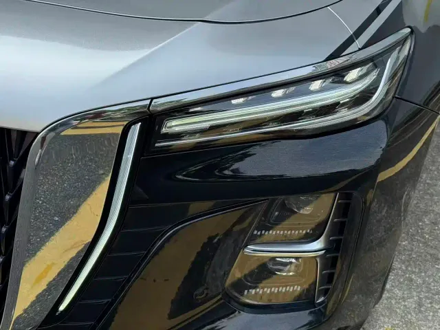 Hongqi H5 — Фото автомобиля 7