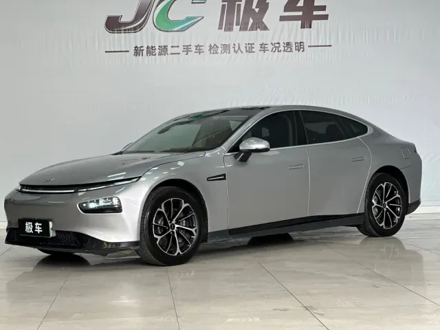 Xpeng P7 — Фото автомобиля 3