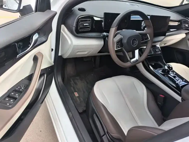 BYD Qin PLUS — Фото автомобиля 15