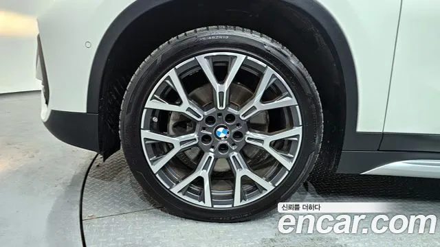 BMW X1 — Фото автомобиля 5