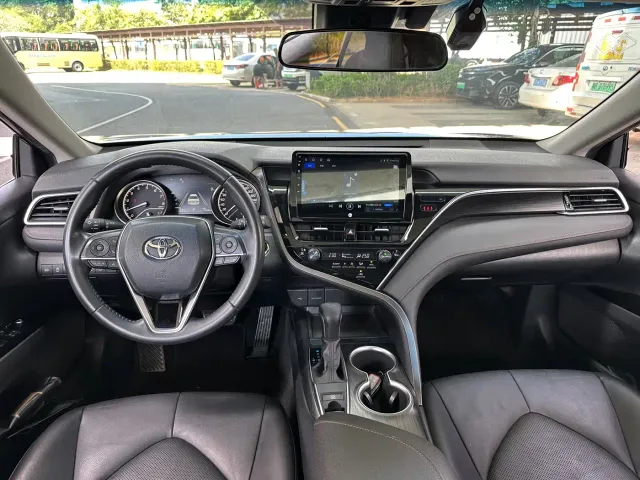 Toyota Camry — Фото автомобиля 7