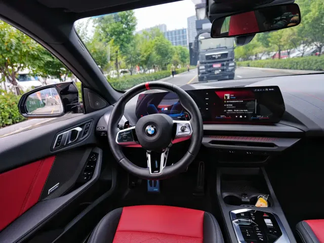 BMW M235L — Фото автомобиля 12