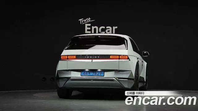 Hyundai Ioniq 5 — Фото автомобиля 4