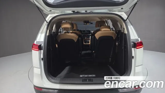 Kia Carnival 4th Gen — Фото автомобиля 20
