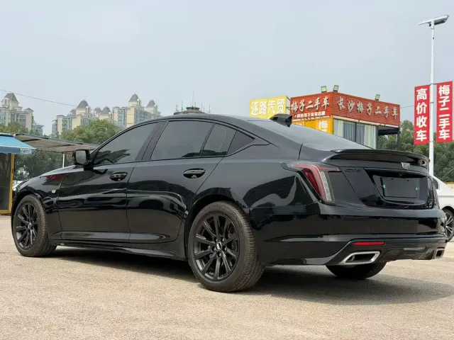 Cadillac CT5 — Фото автомобиля 7