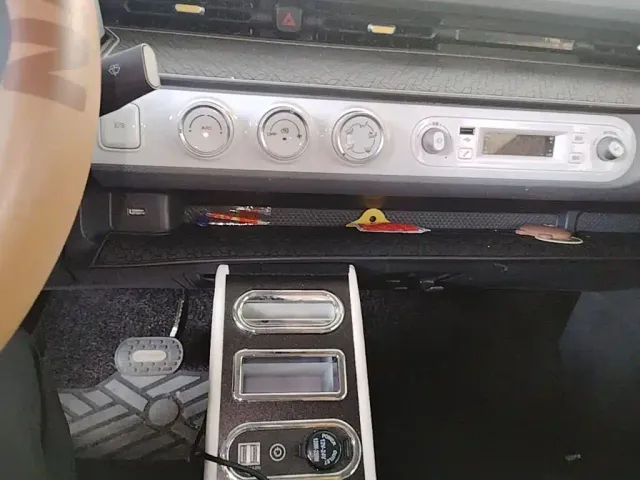 Wuling Hongguang Mini EV — Фото автомобиля 12