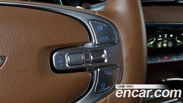 Genesis GV70 — Фото автомобиля 22