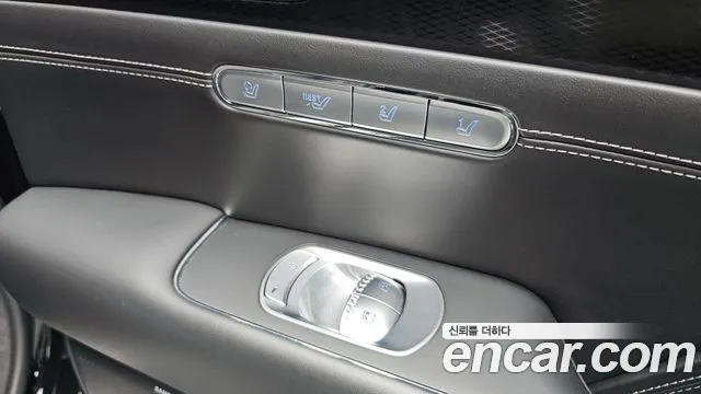 Genesis G90 Бензин 3.5 турбо AWD — Фото автомобиля 21