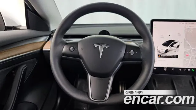 Tesla Model 3 — Фото автомобиля 13