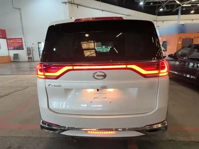 GAC Trumpchi M8 — Фото автомобиля 5