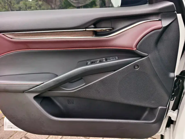 Ford Mondeo — Фото автомобиля 10