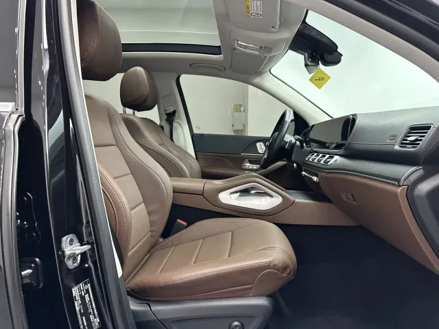 Mercedes-Benz GLE-Class — Фото автомобиля 13