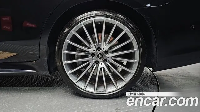 Mercedes-Benz S-Class — Фото автомобиля 5