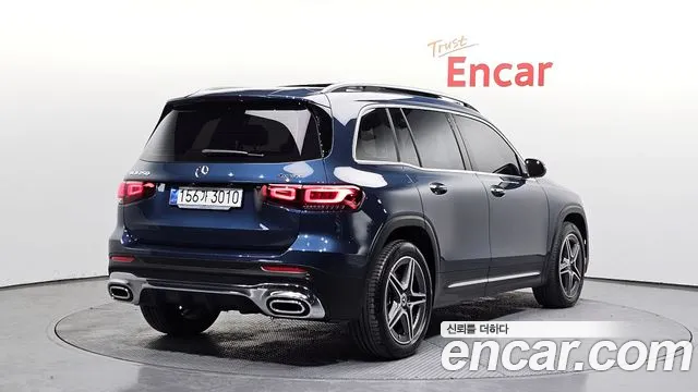 Mercedes-Benz GLB-Class — Фото автомобиля 2