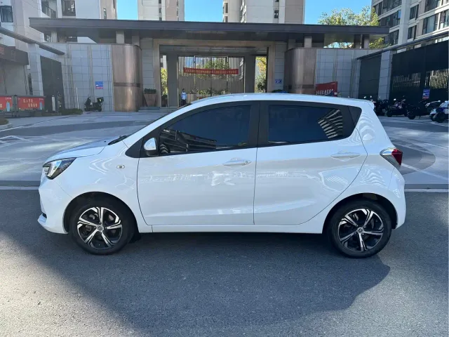 Changan Benben E-Star — Фото автомобиля 3