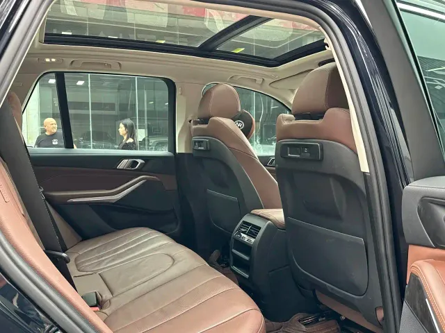 BMW X5 — Фото автомобиля 8