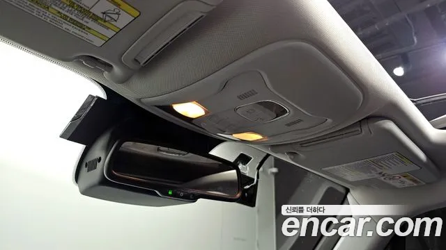 Jeep Renegade — Фото автомобиля 18