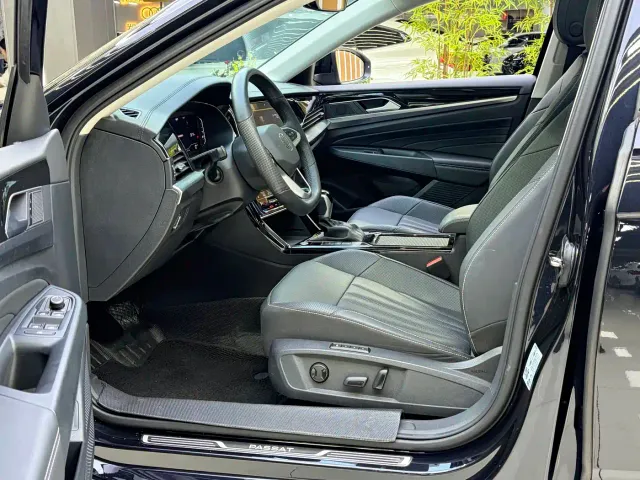 Volkswagen Passat — Фото автомобиля 6
