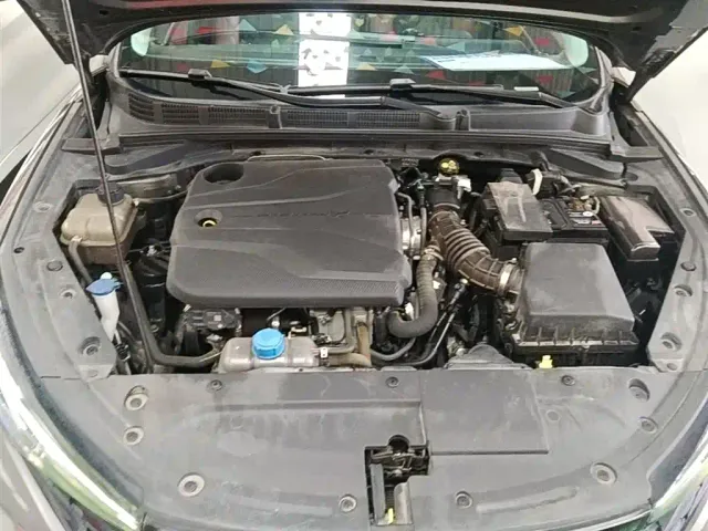 Changan Eado — Фото автомобиля 19