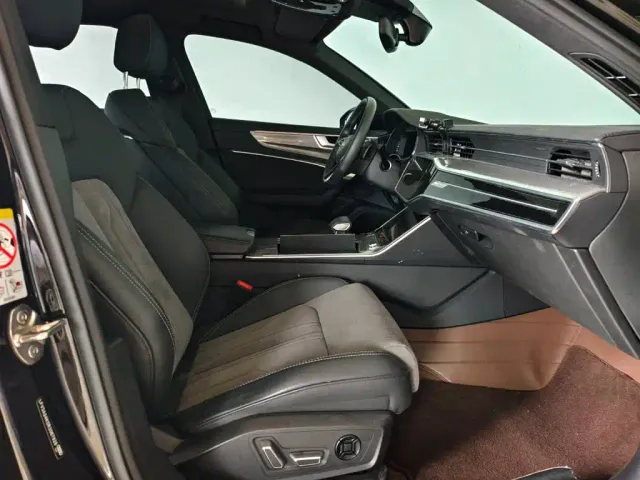 Audi A6L — Фото автомобиля 10