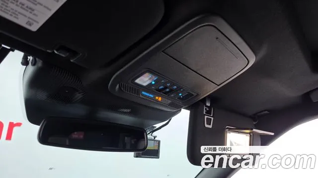 Ford Explorer — Фото автомобиля 27