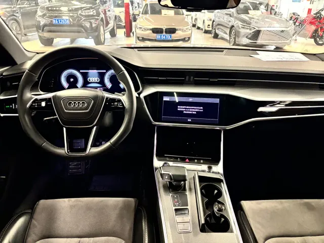 Audi A6L — Фото автомобиля 8