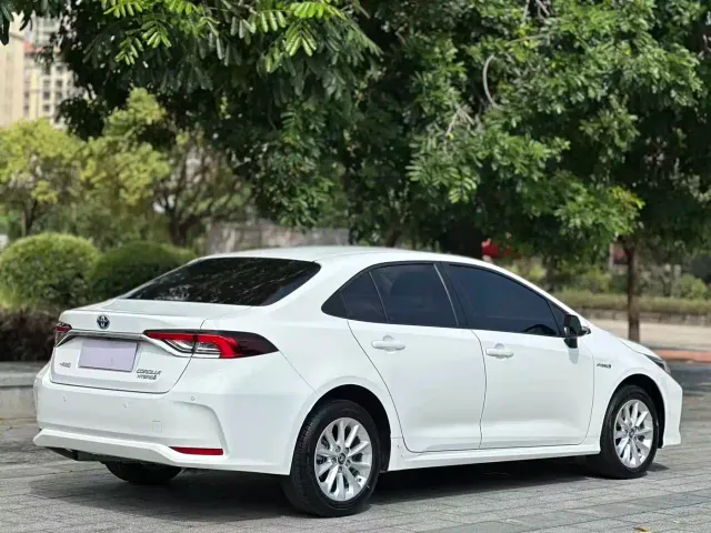 Toyota Corolla — Фото автомобиля 9