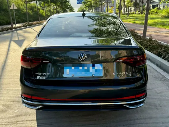 Volkswagen Sagitar — Фото автомобиля 5