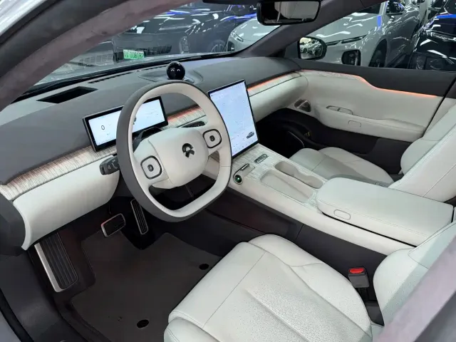 NIO NIO ET7 2022 75kWh — Фото автомобиля 17