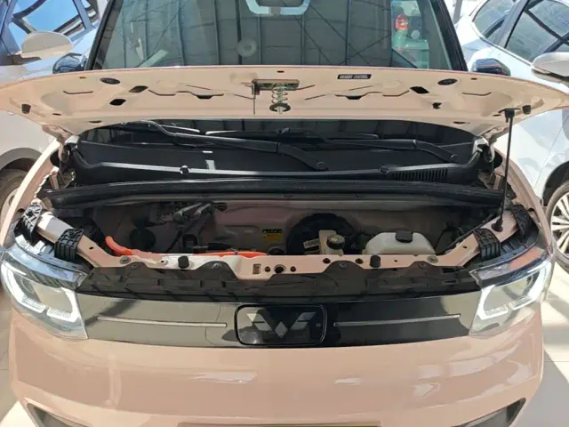 Wuling Hongguang Mini EV — Фото автомобиля 19