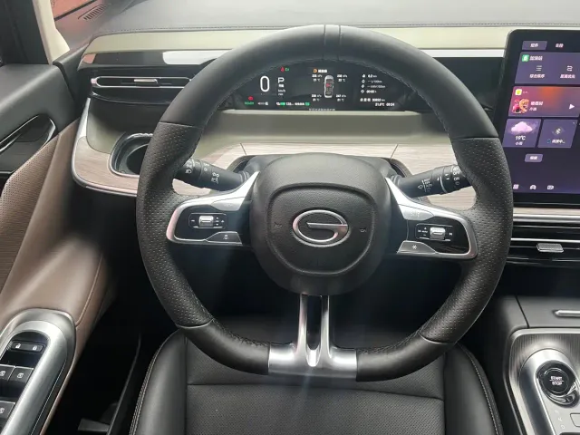 GAC Trumpchi E8 — Фото автомобиля 5